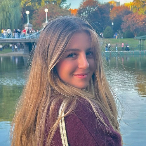 Maya L.